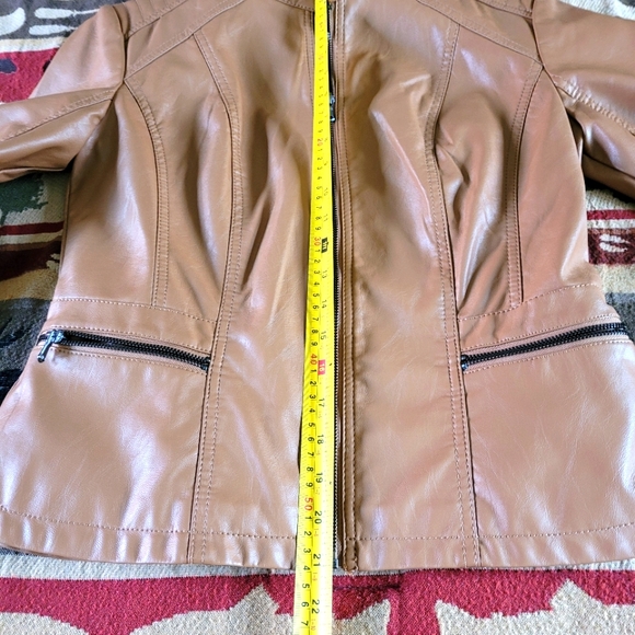 Ricki's faux leather jacket - Picture 8 of 9